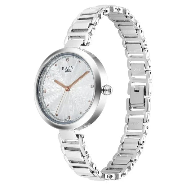 Titan Raga Memoirs Quartz Analog Silver Dial With Silver Color Metal Strap Watch For Women 2752sm01