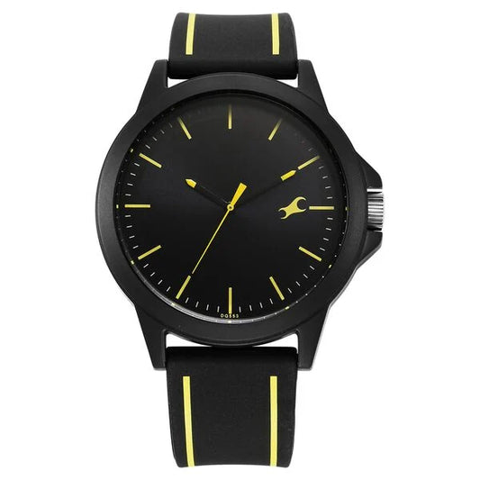 Fastrack Tees Urbanique Quartz Analog Black Dial Silicon Strap Watch For Guys 38024pp83w