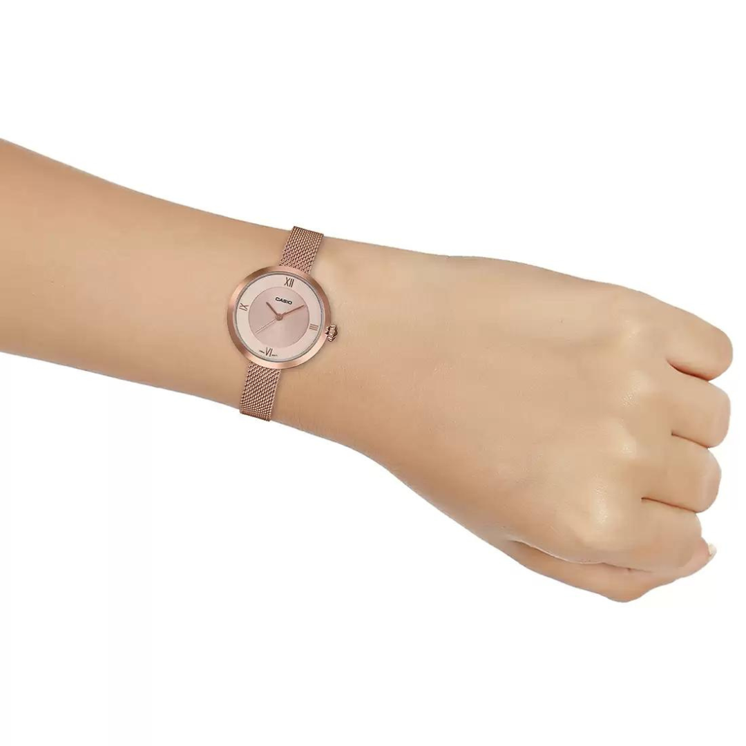 Rose Gold Analog - Women's Watch ENTICER LTP-E154MPG-4ADF (A1852)