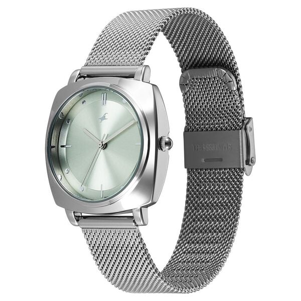 Fastrack Stunners X Quartz Analog Green Dial Stainless Steel Strap Watch For Girls 68043sm01