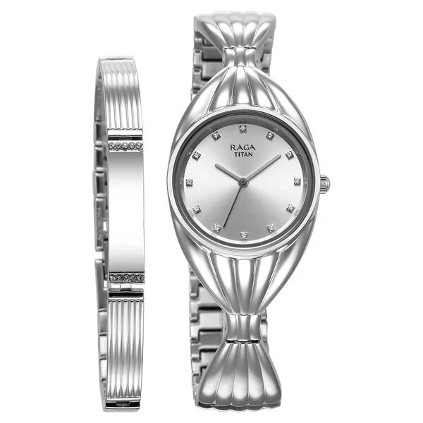 Titan Raga Memoirs Quartz Analog Silver Dial With Silver Metal Strap Watch For Women 95254sm01f