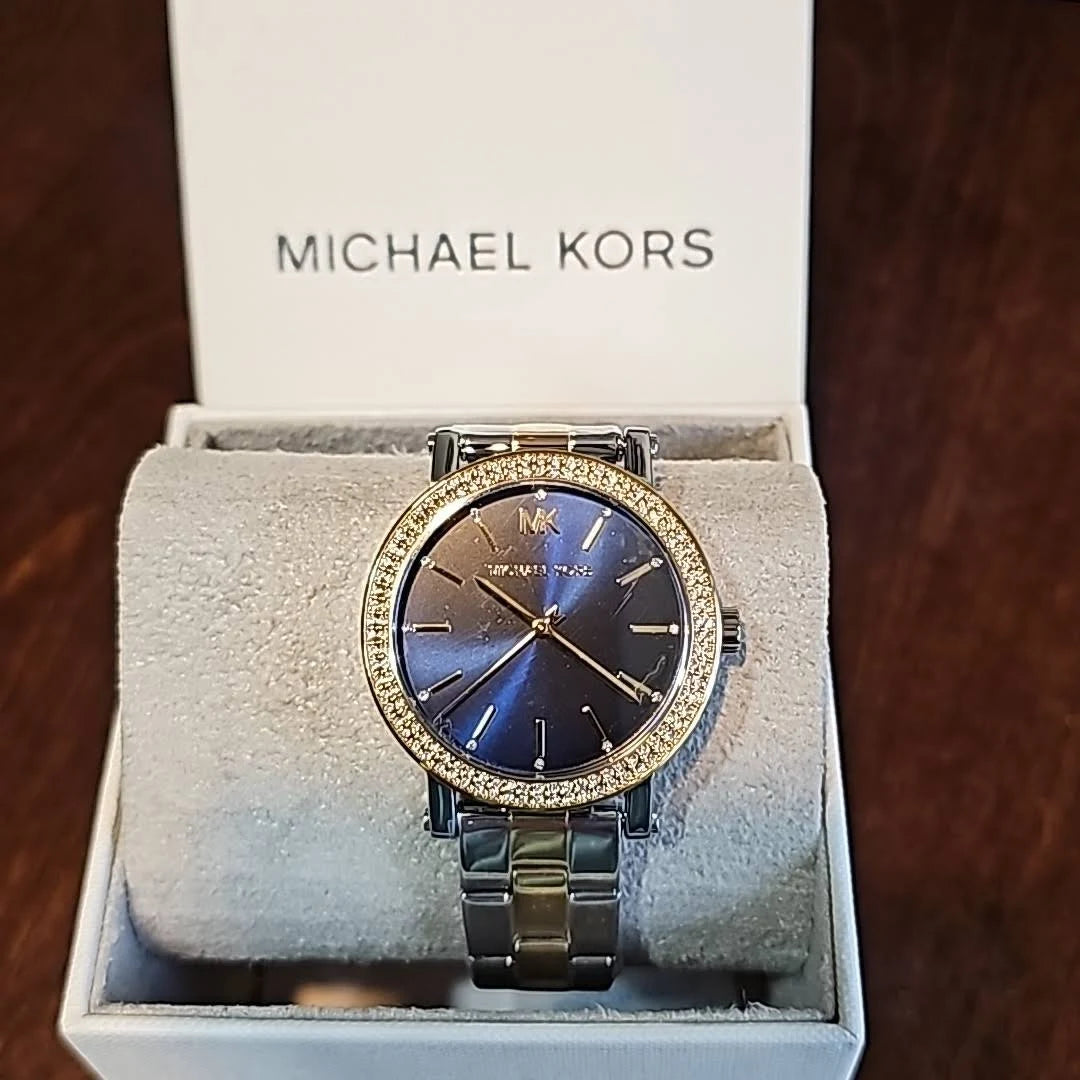 Michael Kors Women Stainless Steel Bracelet Style Analogue Watch MKO1049